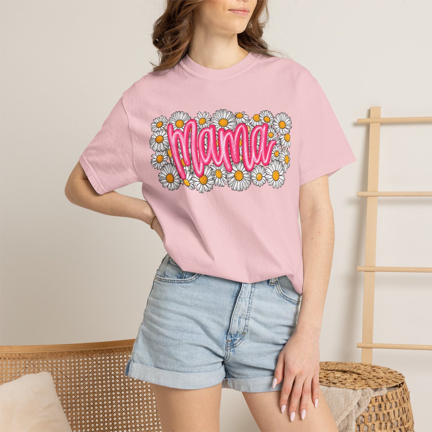 Pink Daisy Mama Shirt • Floral Mama Tee • Spring Mama Graphic Shirt • Cute Feminine Motherhood Outfit