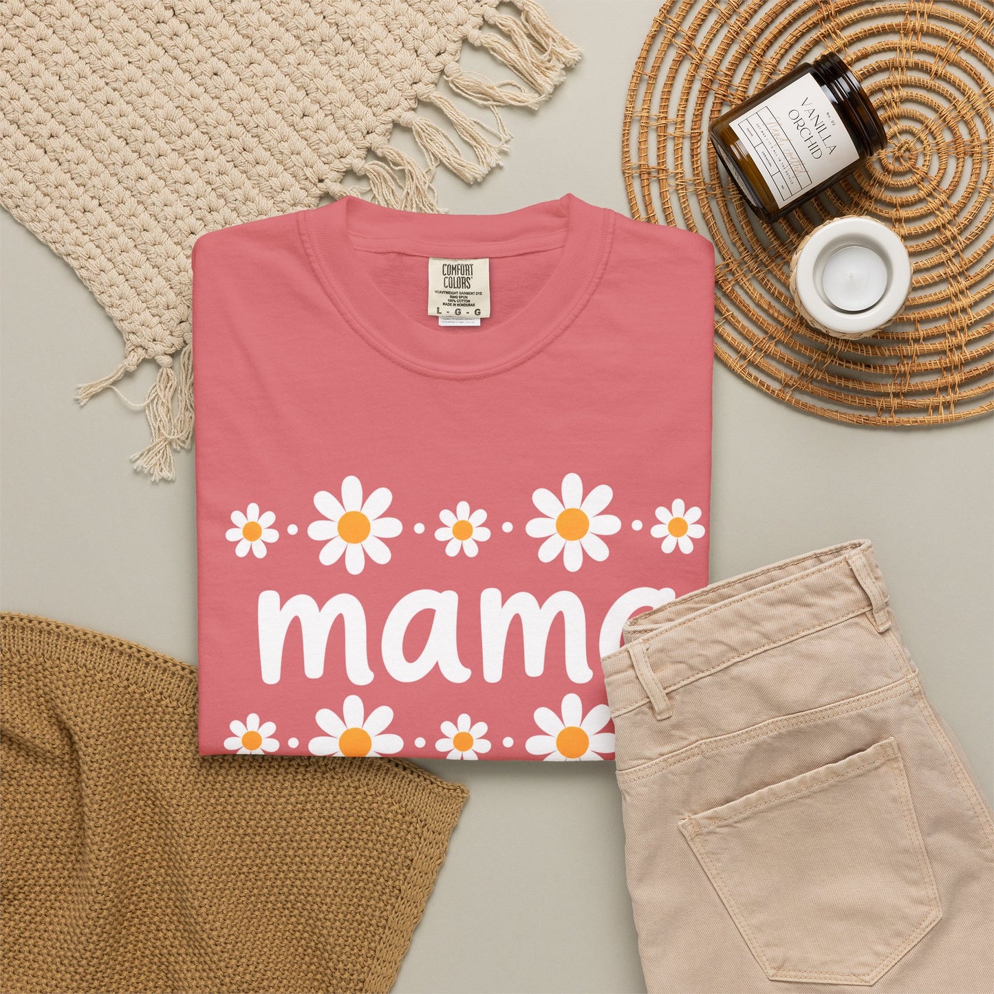 Retro Daisy Mama Tee • Floral Mama Shirt • Spring Boutique Mom Graphic Tee • Mother’s Day Gift Shirt