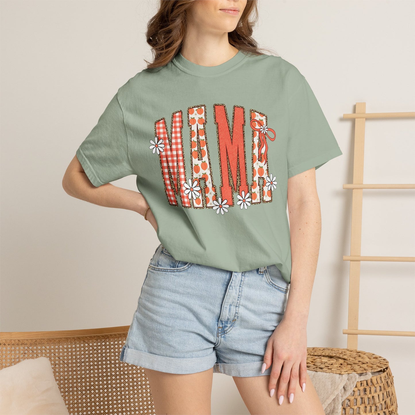 Daisy Peach MAMA Floral Shirt • Spring Graphic Tee • Peach Gingham Mom Shirt • Feminine Boutique Everyday Outfit