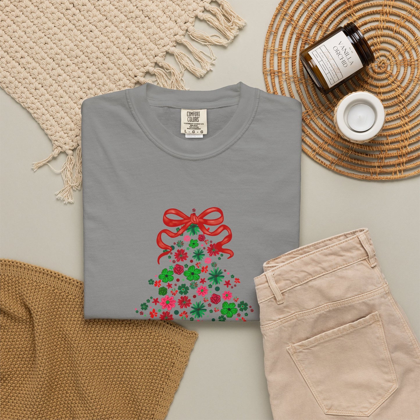 Merry & Bright Christmas Tree Shirt • Floral Christmas Tree Tee • Cute Pink & Green Holiday T-Shirt • Comfort Colors Christmas Shirt • Women's Christmas Tee