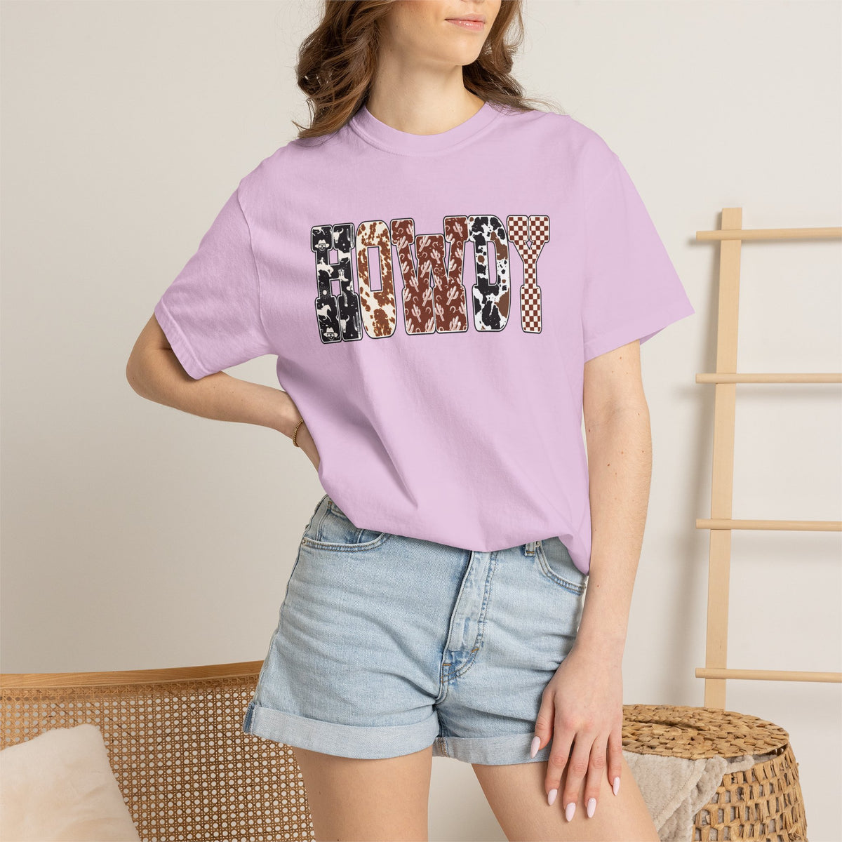 western howdy tee