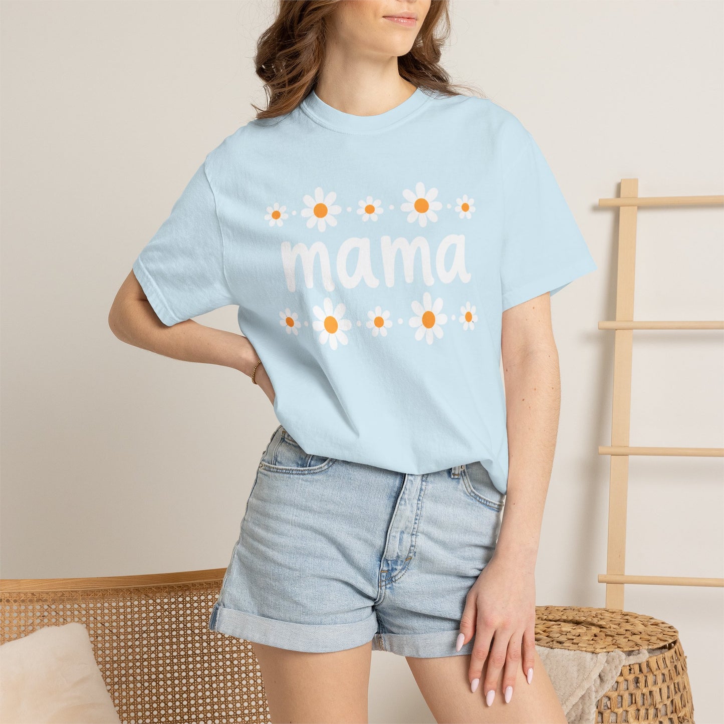 Retro Daisy Mama Tee • Floral Mama Shirt • Spring Boutique Mom Graphic Tee • Mother’s Day Gift Shirt