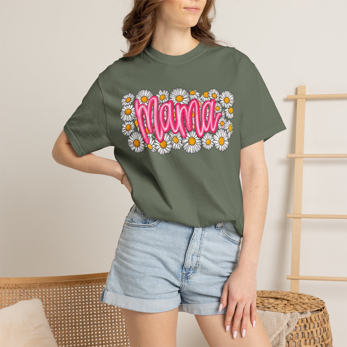 Pink Daisy Mama Shirt • Floral Mama Tee • Spring Mama Graphic Shirt • Cute Feminine Motherhood Outfit