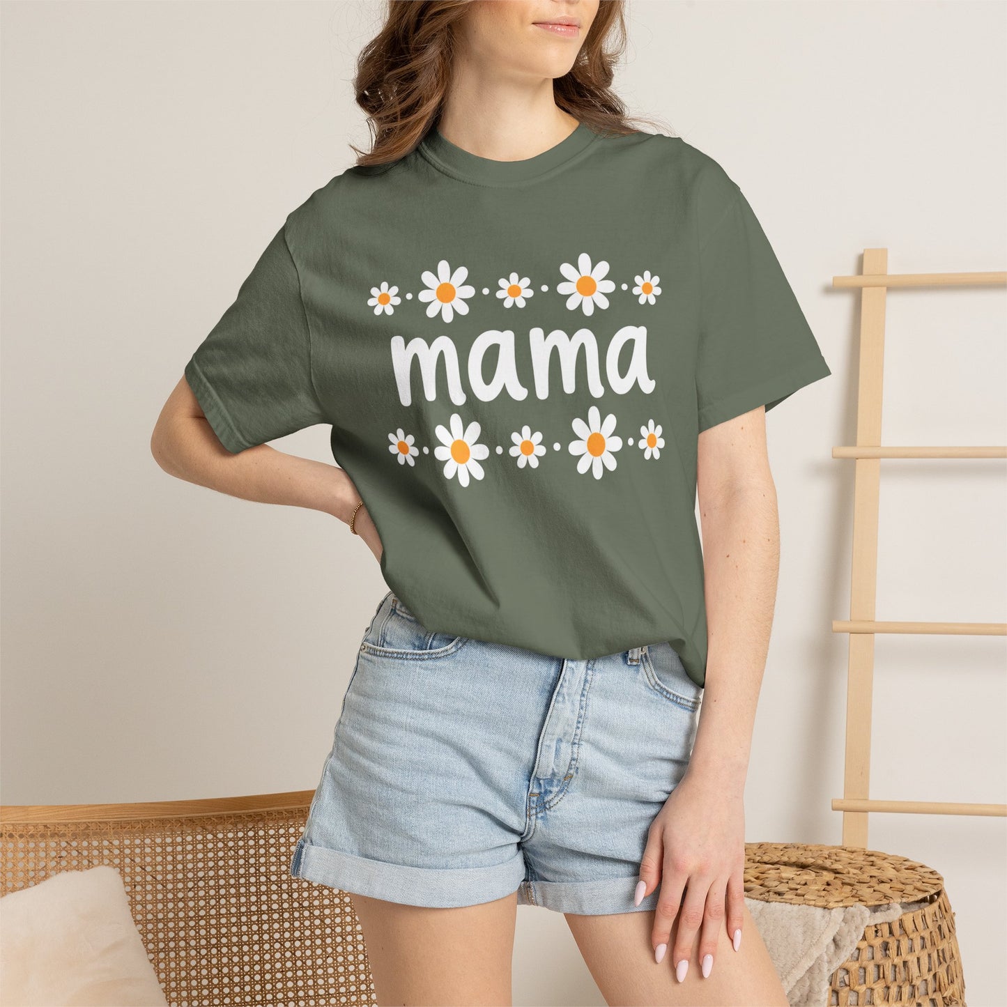 Retro Daisy Mama Tee • Floral Mama Shirt • Spring Boutique Mom Graphic Tee • Mother’s Day Gift Shirt