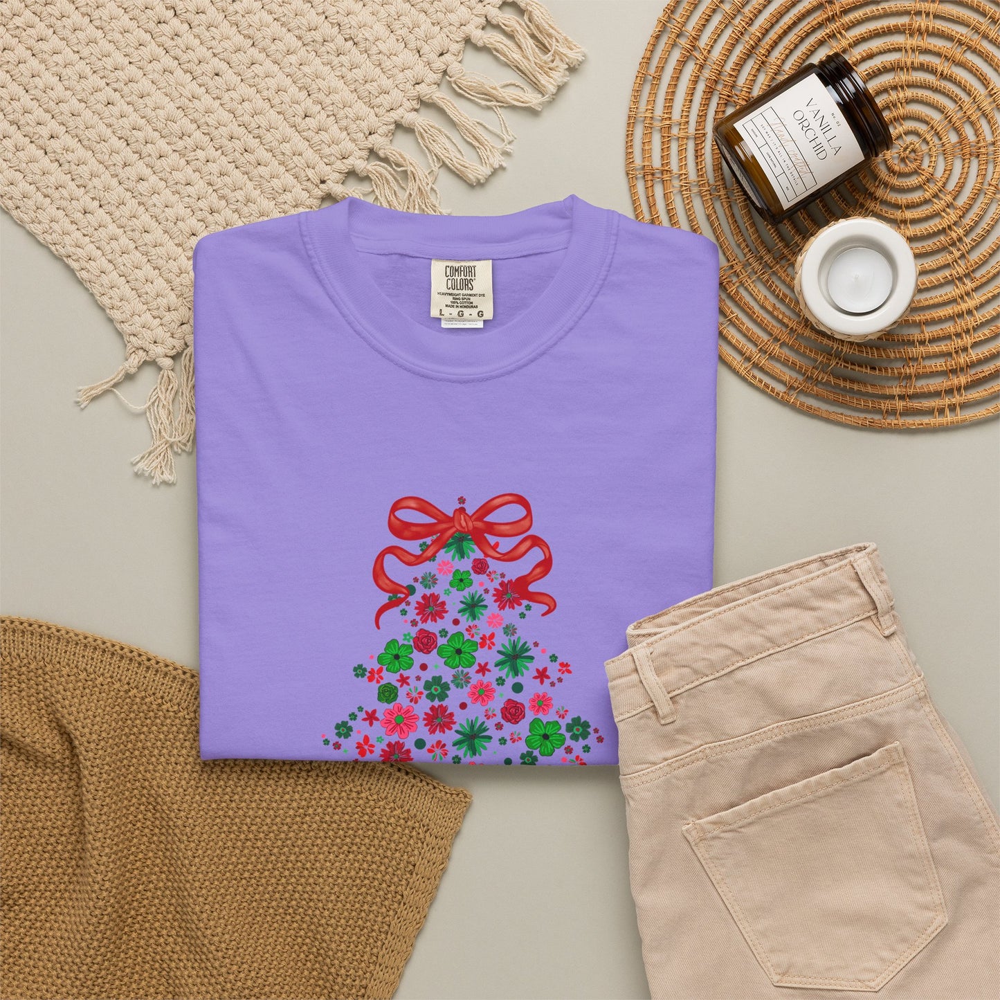 Merry & Bright Christmas Tree Shirt • Floral Christmas Tree Tee • Cute Pink & Green Holiday T-Shirt • Comfort Colors Christmas Shirt • Women's Christmas Tee