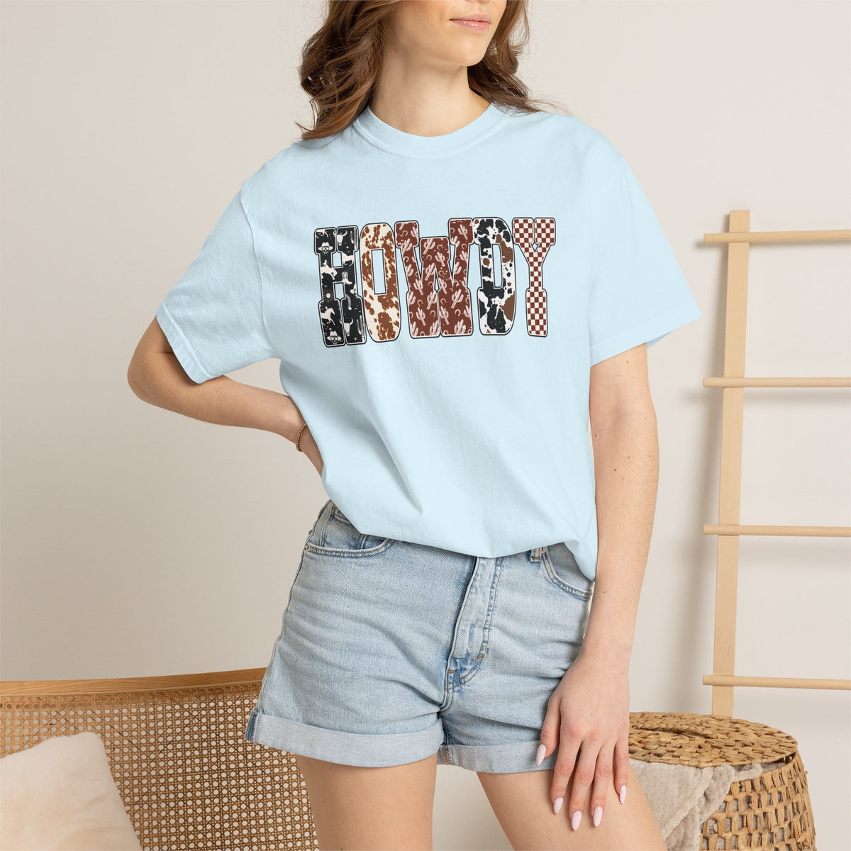 western howdy tee