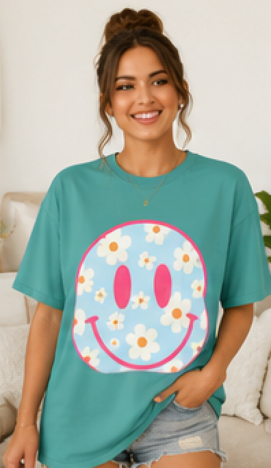 Preppy Smiley Face Shirt • Colorful Summer Graphic Tee • Happy Face Comfort Colors Shirt • Retro Smiley Tee • Cute Beach Shirt • Trendy Women's T-Shirt