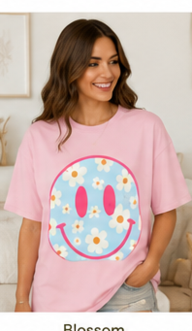 Preppy Smiley Face Shirt • Colorful Summer Graphic Tee • Happy Face Comfort Colors Shirt • Retro Smiley Tee • Cute Beach Shirt • Trendy Women's T-Shirt