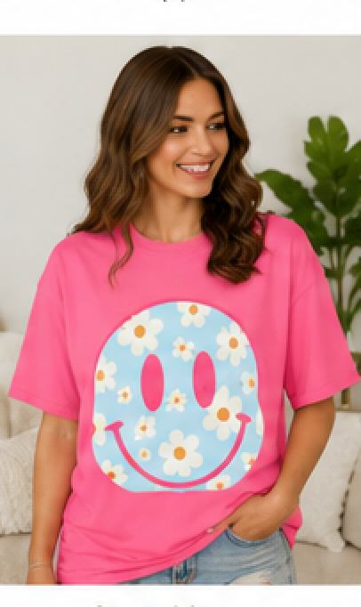 Preppy Smiley Face Shirt • Colorful Summer Graphic Tee • Happy Face Comfort Colors Shirt • Retro Smiley Tee • Cute Beach Shirt • Trendy Women's T-Shirt