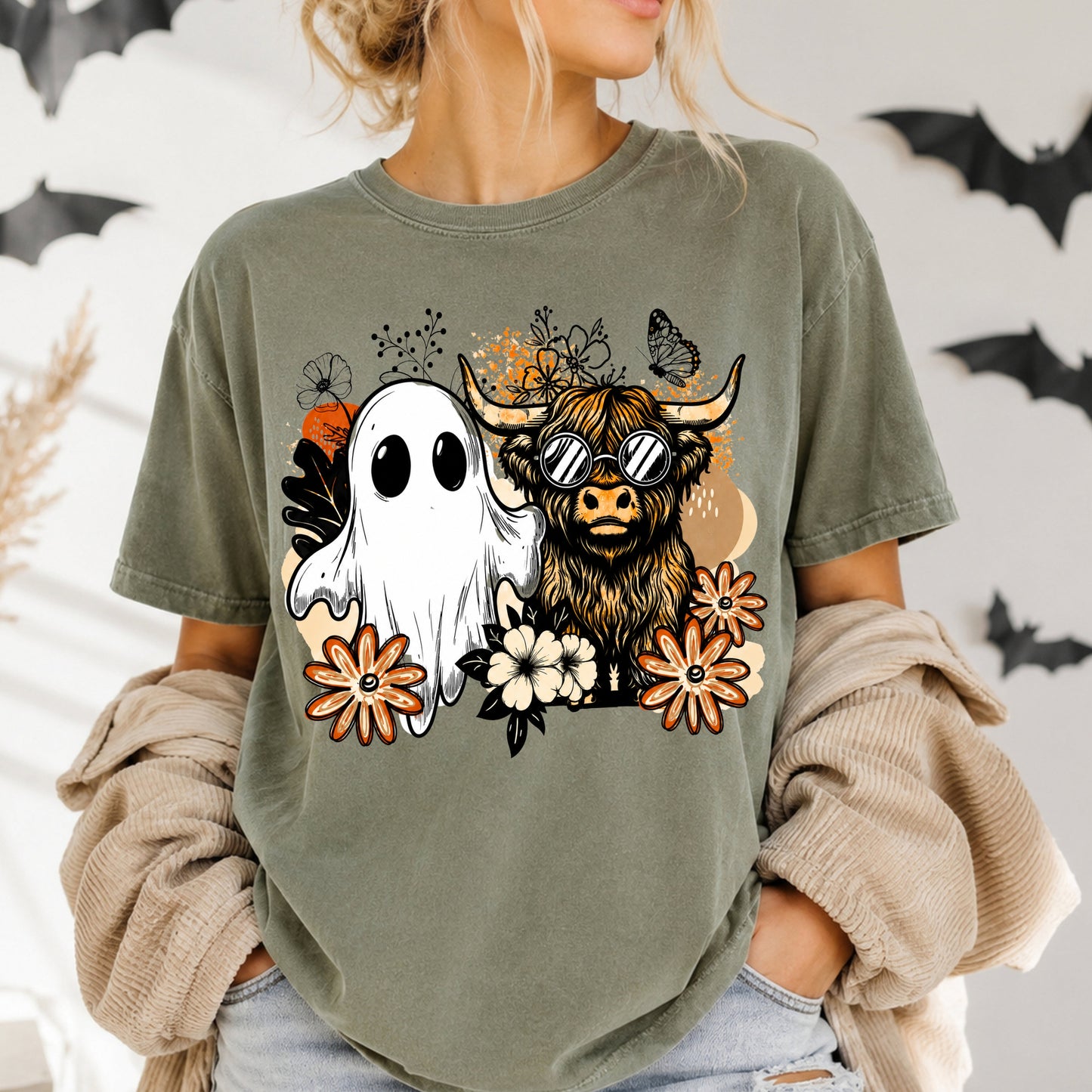 Halloween Ghost & Highland Cow T-Shirt — Cute Spooky Farm Animal Tee
