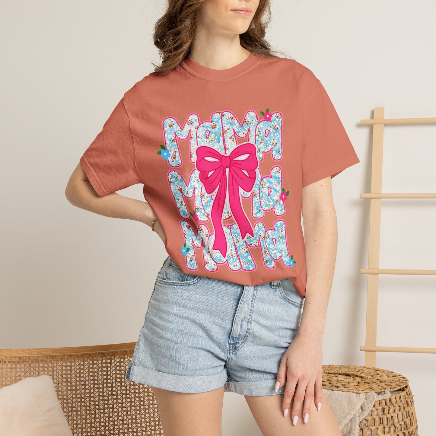 Hydrangea Mama Floral Bow T-Shirt — Cute Mom Graphic Tee for Mother’s Day