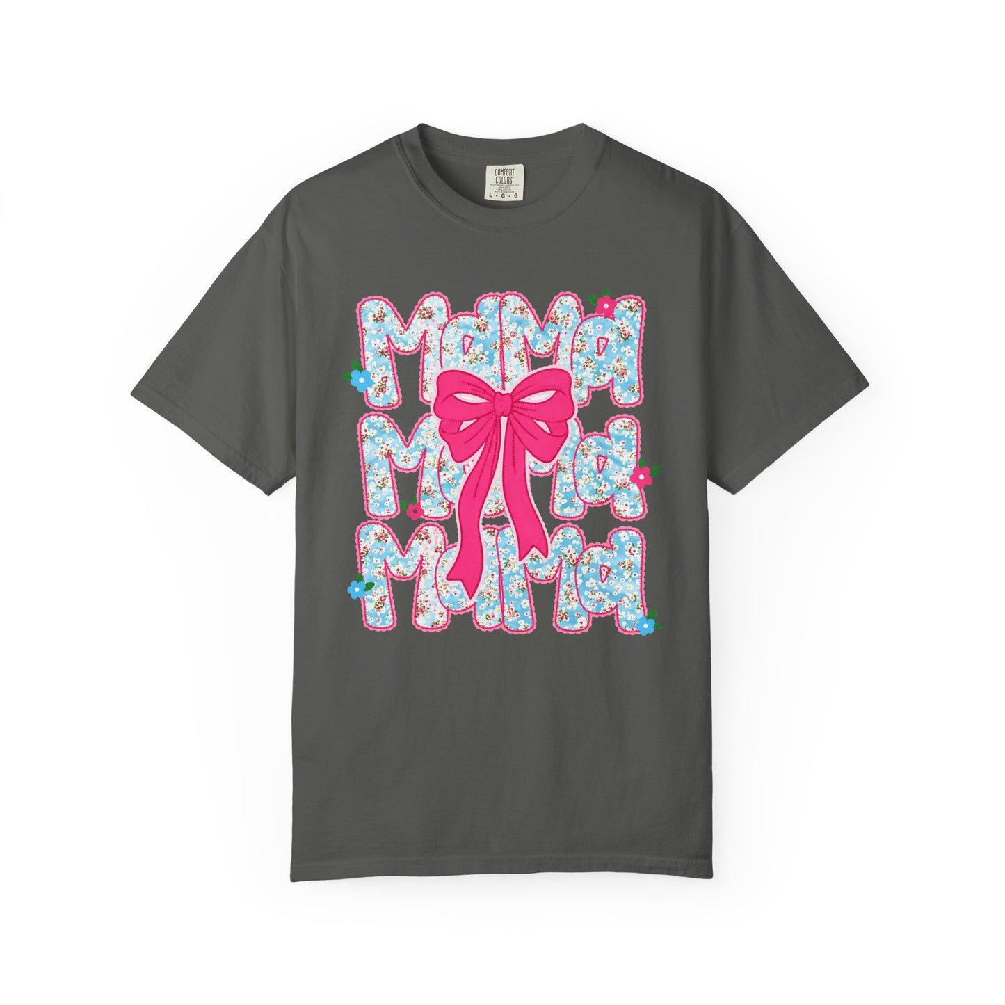 Hydrangea Mama Floral Bow T-Shirt — Cute Mom Graphic Tee for Mother’s Day