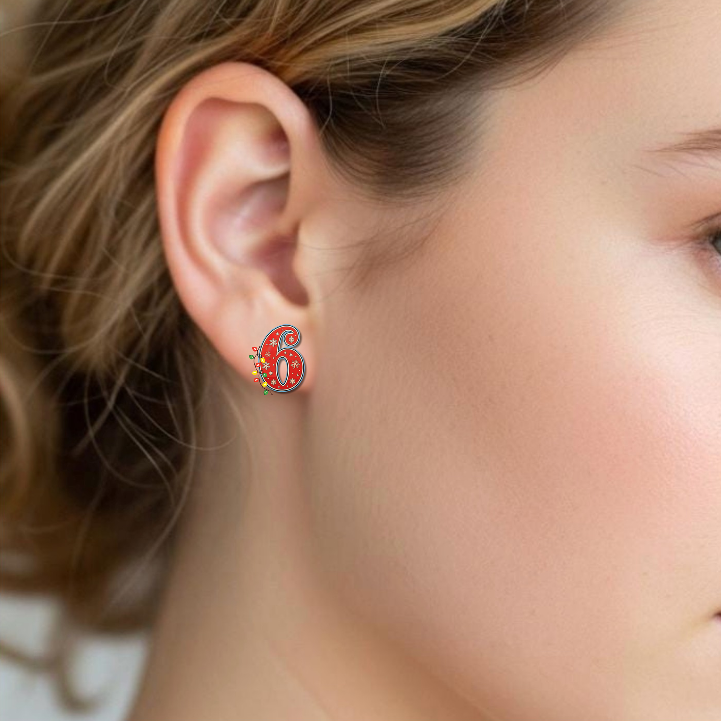 6-7 Christmas Theme Earrings