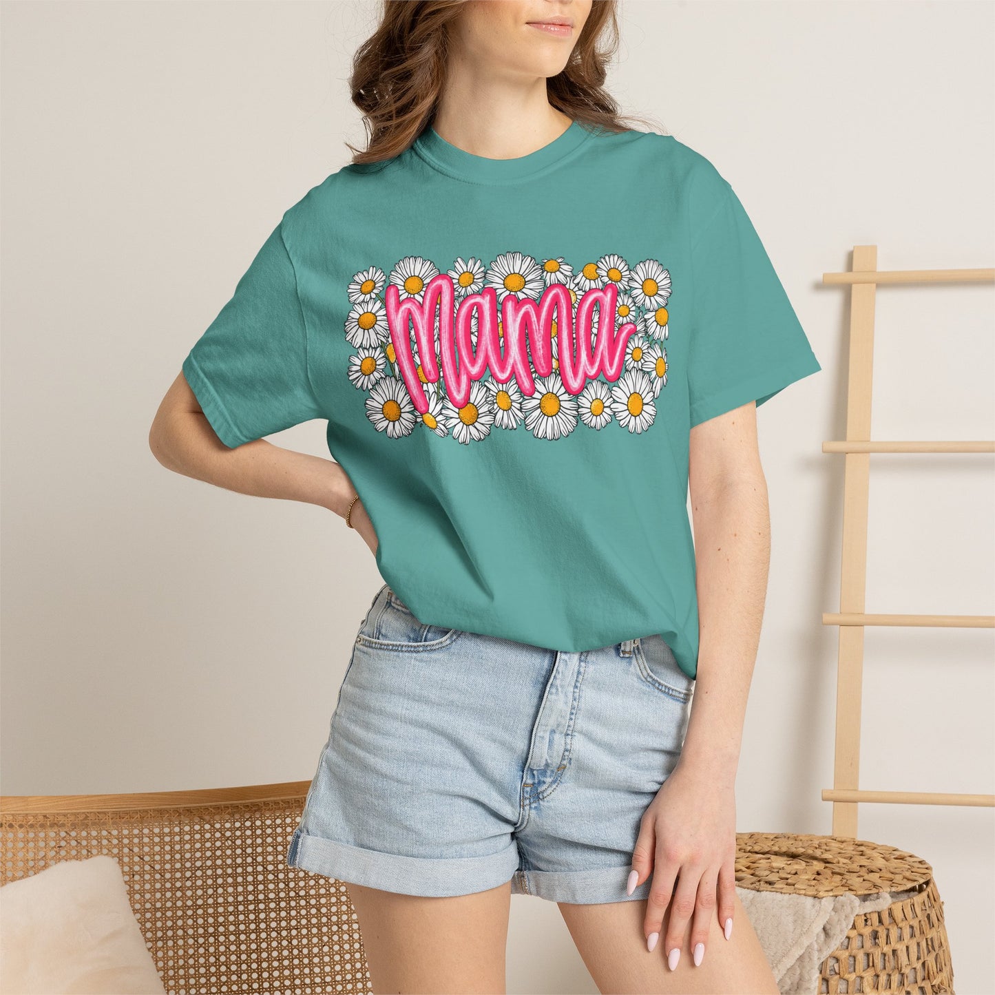 Pink Daisy Mama Shirt • Floral Mama Tee • Spring Mama Graphic Shirt • Cute Feminine Motherhood Outfit
