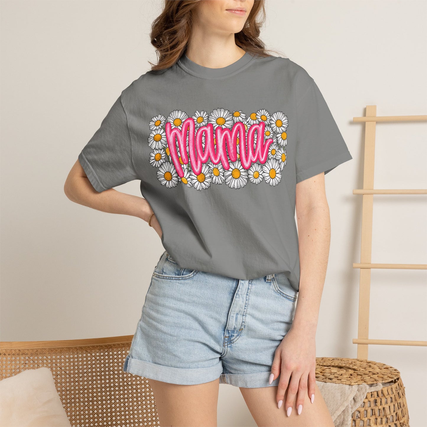 Pink Daisy Mama Shirt • Floral Mama Tee • Spring Mama Graphic Shirt • Cute Feminine Motherhood Outfit