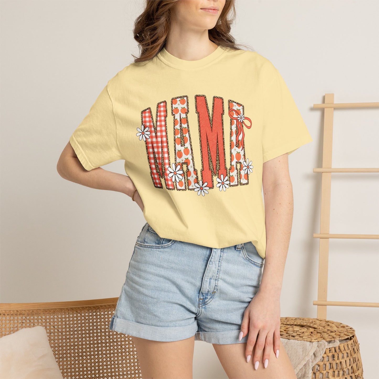 Daisy Peach MAMA Floral Shirt • Spring Graphic Tee • Peach Gingham Mom Shirt • Feminine Boutique Everyday Outfit